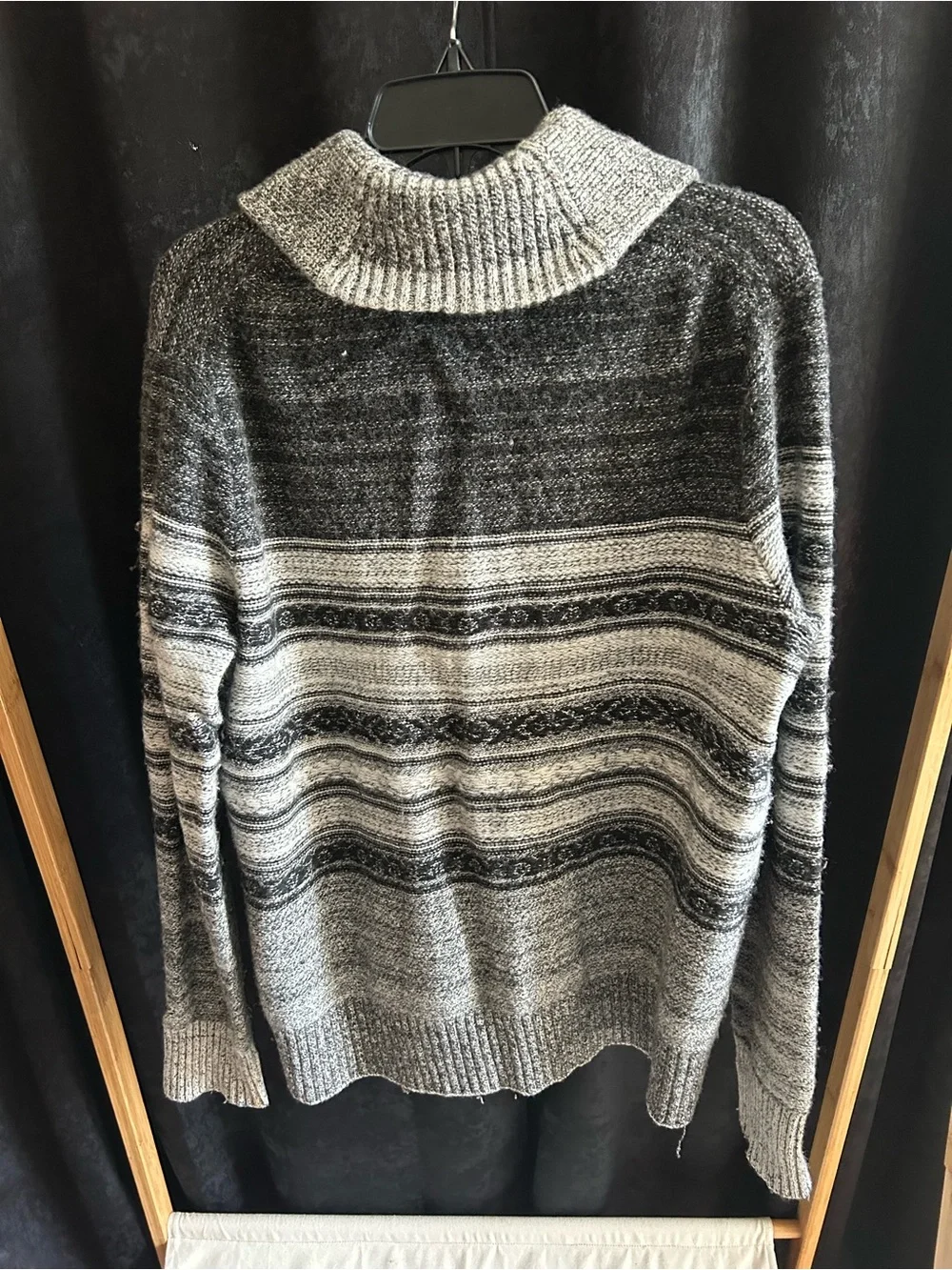 Banana Republic Men's Black & Gray Shawl Collar Cardigan
